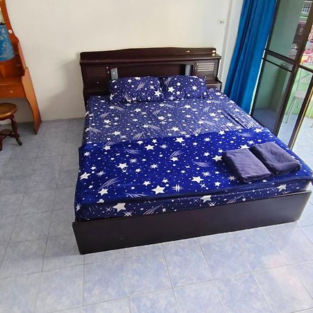 Yuri Guesthouse جومتين بيتش المظهر الخارجي الصورة
